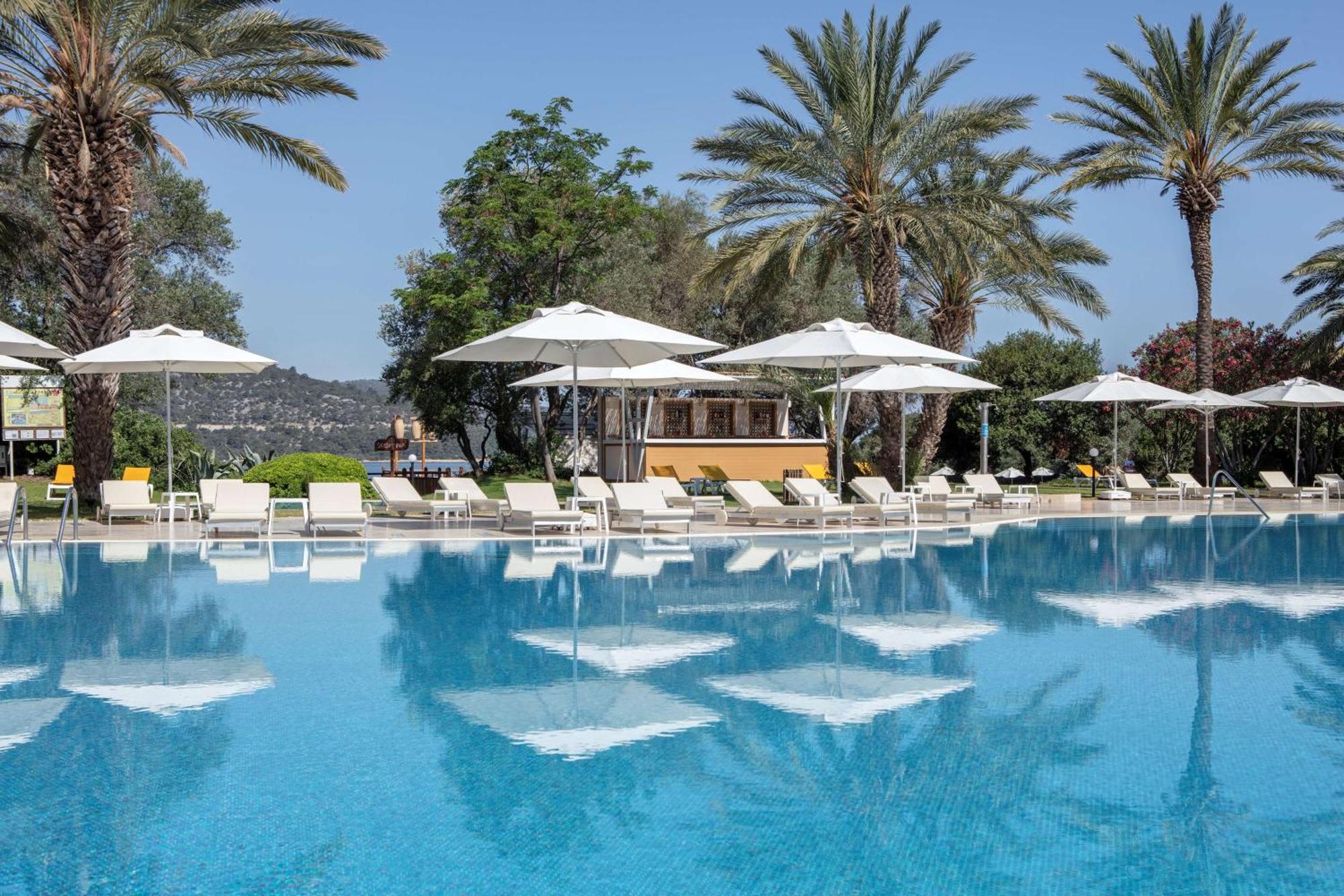 Doubletree By Hilton Bodrum Isil Club All-Inclusive Resort Torba Zewnętrze zdjęcie